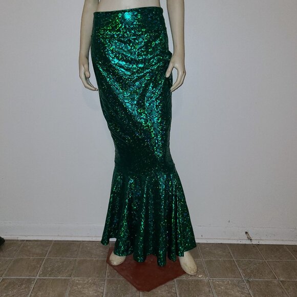 SIDECCA Wet Look Mermaid Scale Skirt, Size 1X - Picture 2 of 5